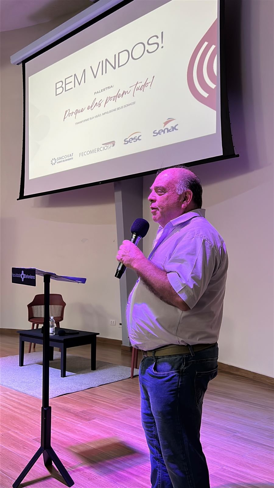 Dan Guinsburg em evento institucional